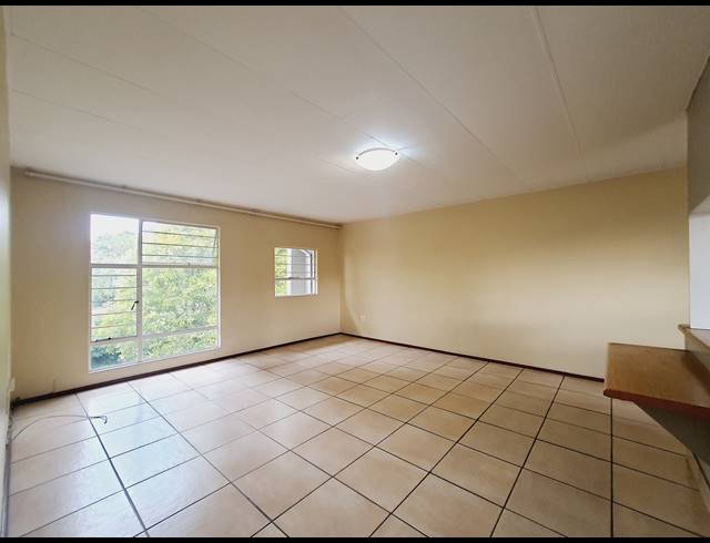 2 BEDROOM APARTMENT RENTED IN VORNA VALLEY